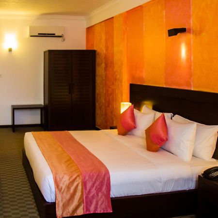 Ceylon City Hotel,קולומבו מראה חיצוני תמונה